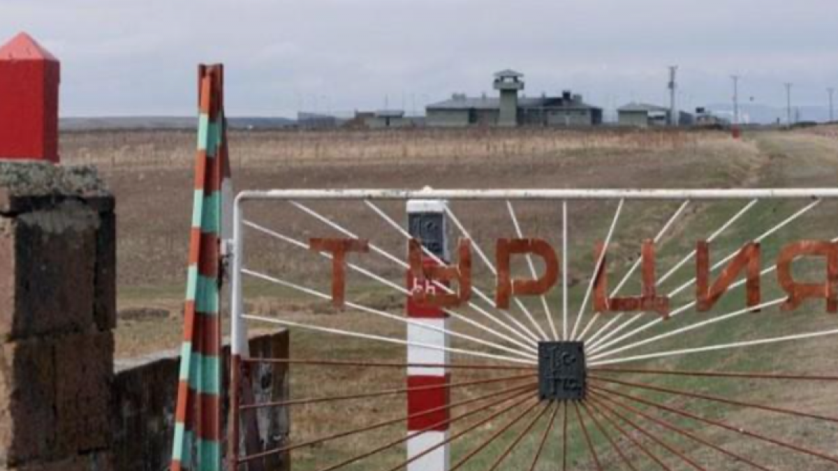 СМИ: Турция готова частично открыть границу с Арменией с 1 января