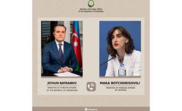 Руководители МИД Азербайджана обсудили транзит азербайджанских нефтепродуктов через Грузию в Армению