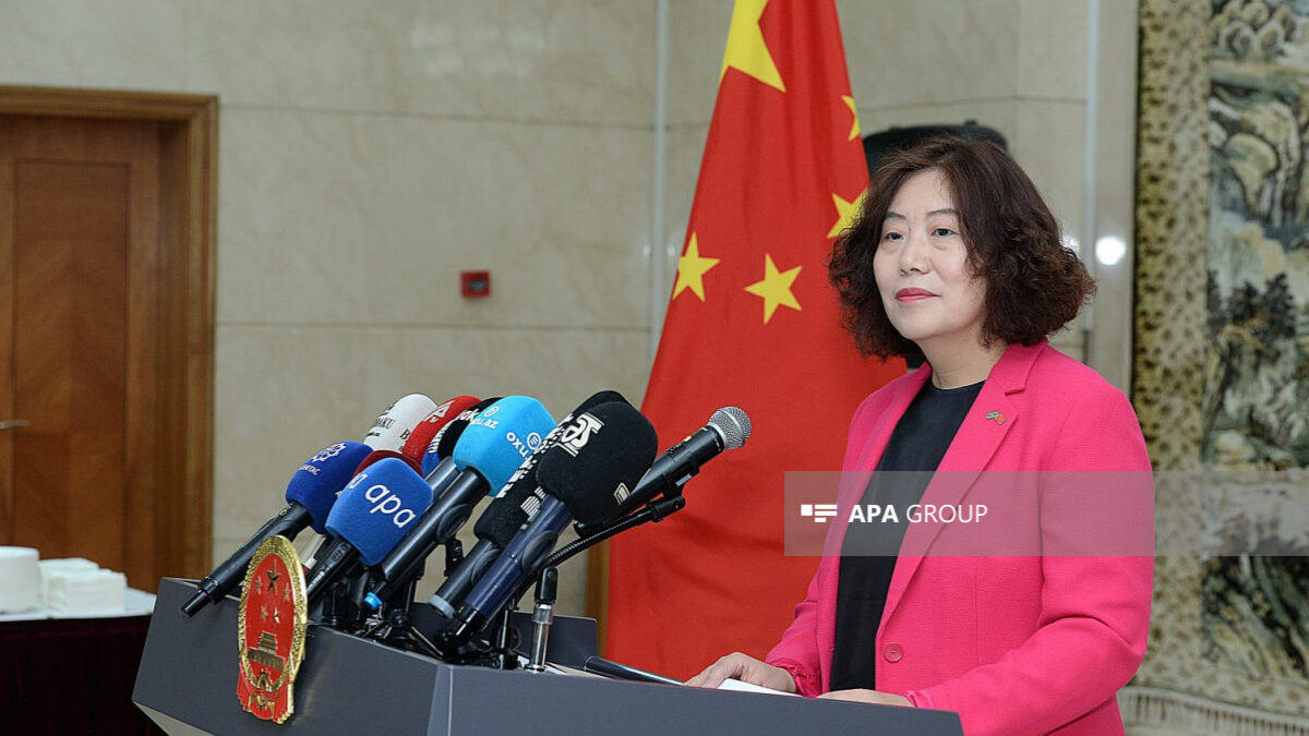 Лу Мэй: Китай поддерживает членство Азербайджана в ШОС