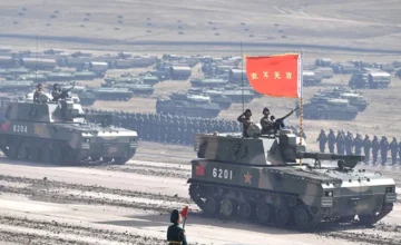 Китай окружает Тайвань войсками!