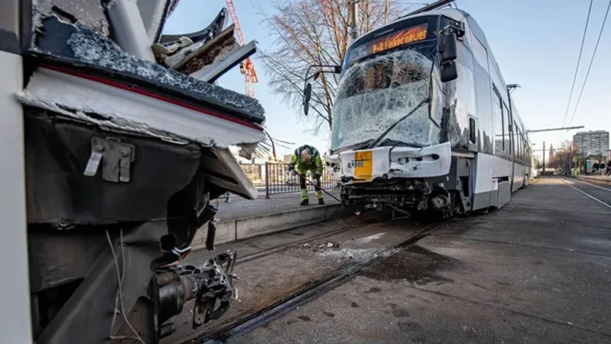 В Бельгии в трамвайной аварии пострадали девять человек