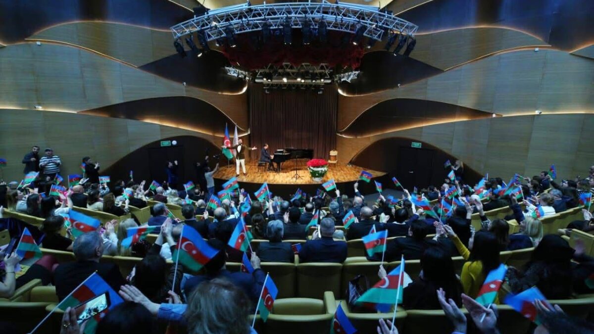 Впервые организована праздничная концертная программа исключительно для НПО