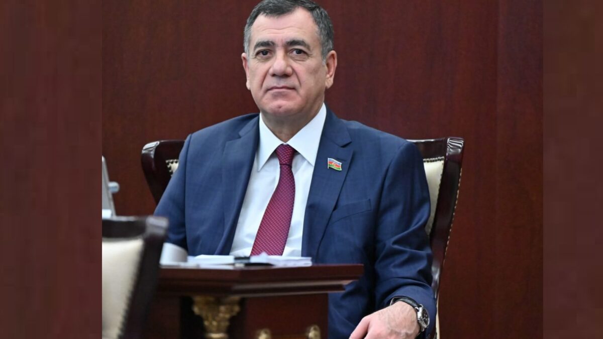 “Как конституция Армении не может гарантировать мир” — Гудрат Гасангулиев