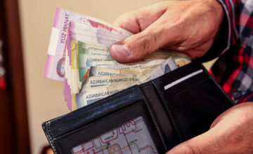Прожиточный минимум на следующий год составит 300 манатов