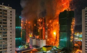 Число погибших в ужасном пожаре возросло