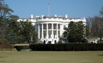 Белый дом: США рассматривают все варианты приобретения Гренландии