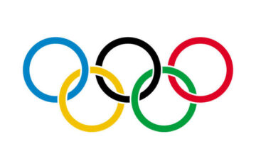 На Олимпиаде болельщикам запретят поднимать российский флаг