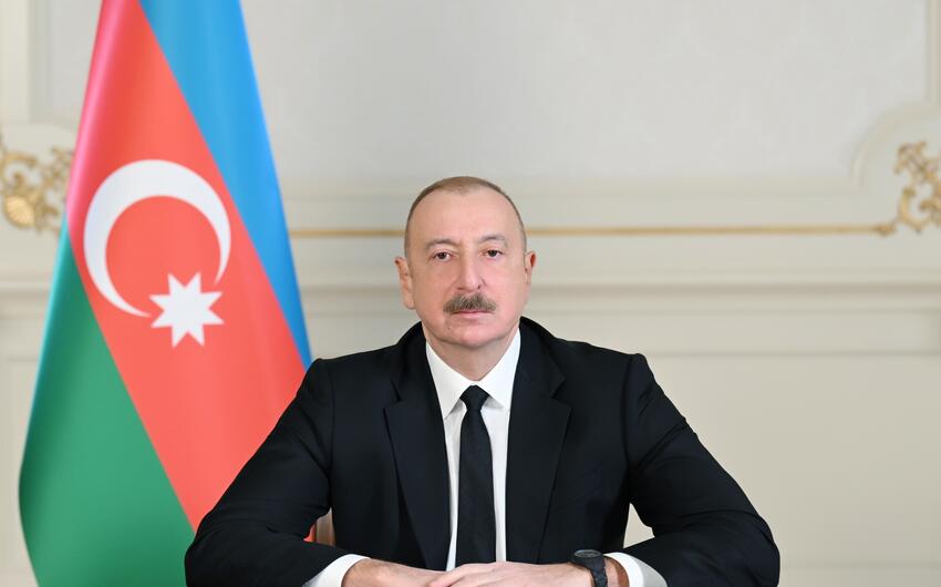 В Баку проходит официальная церемония открытия ветряной электростанции «Хызы-Абшерон», Президент выступает