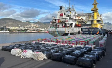 Хаменеи: Это было предупреждением американским политикам