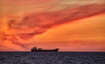 СМИ: США проводят операцию по захвату танкера Olina у берегов Тринидада и Тобаго