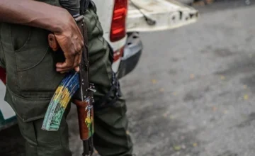 В Нигерии вооруженные группировки похитили более 160 прихожан из двух церквей