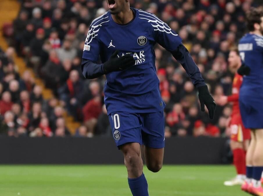 Дембеле требует двойную зарплату от «ПСЖ»