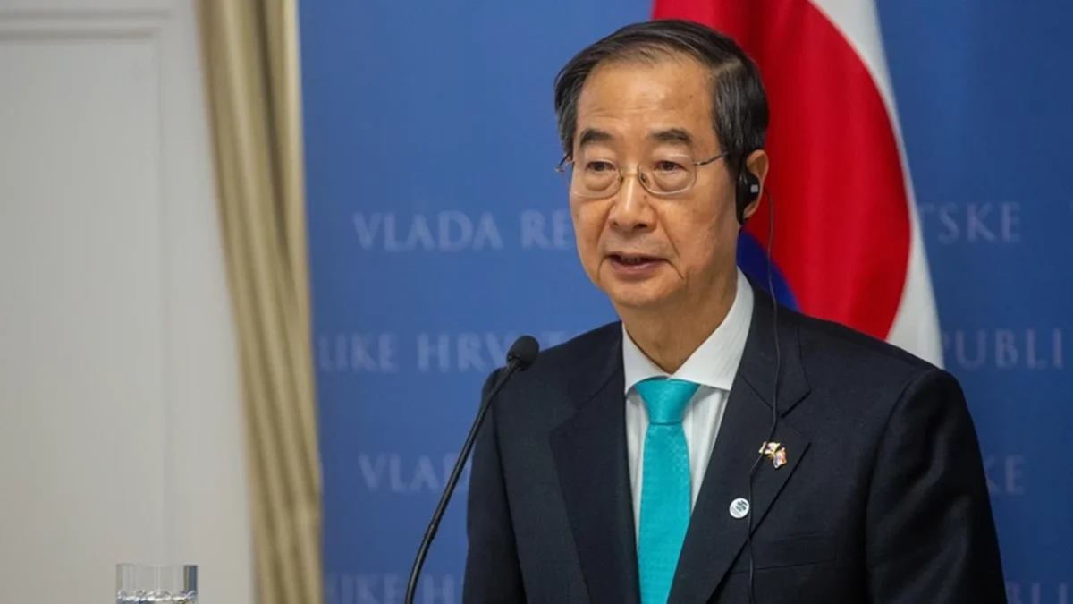 Бывший премьер-министр Южной Кореи Хан приговорен к 23 годам тюремного заключения