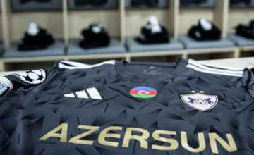 Объявлены стартовые составы команд «Карабах» и «Айнтрахт»