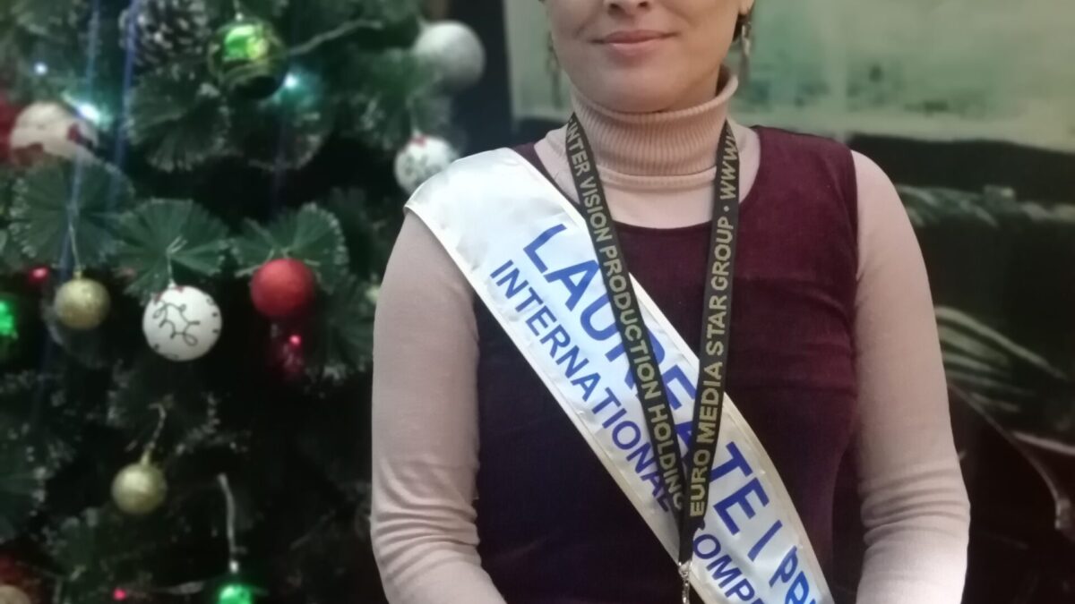 Немецкая художница продолжит свою деятельность в Русском драматическом театре.