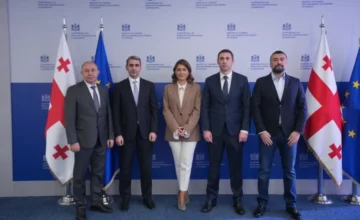 Подписаны соглашения по железной дороге Баку–Тбилиси–Карс