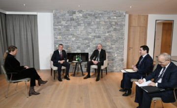 Бабиш пригласил президента Азербайджана посетить Чехию с официальным визитом