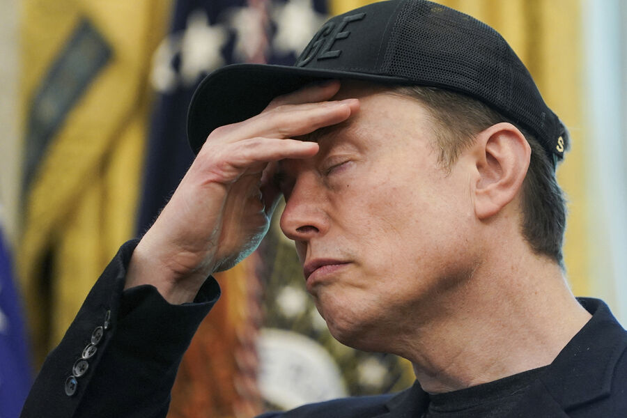 Маск назвал министра иностранных дел Польши «идиотом»