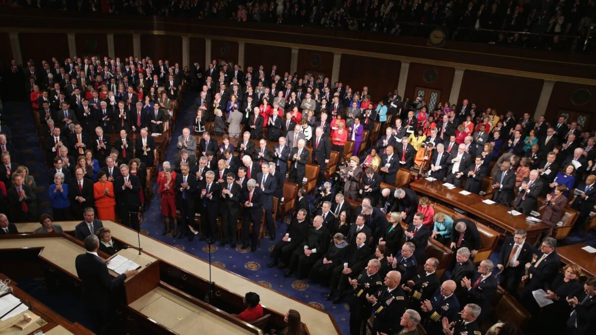 Победа с 95%: грядет «голубое цунами» против Трампа!