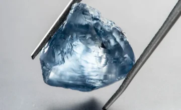 Создается механизм государственного контроля за импортом, экспортом и отслеживанием необработанных алмазов