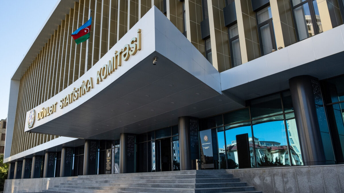 Таир Будагов освобожден от должности председателя Государственного комитета статистики