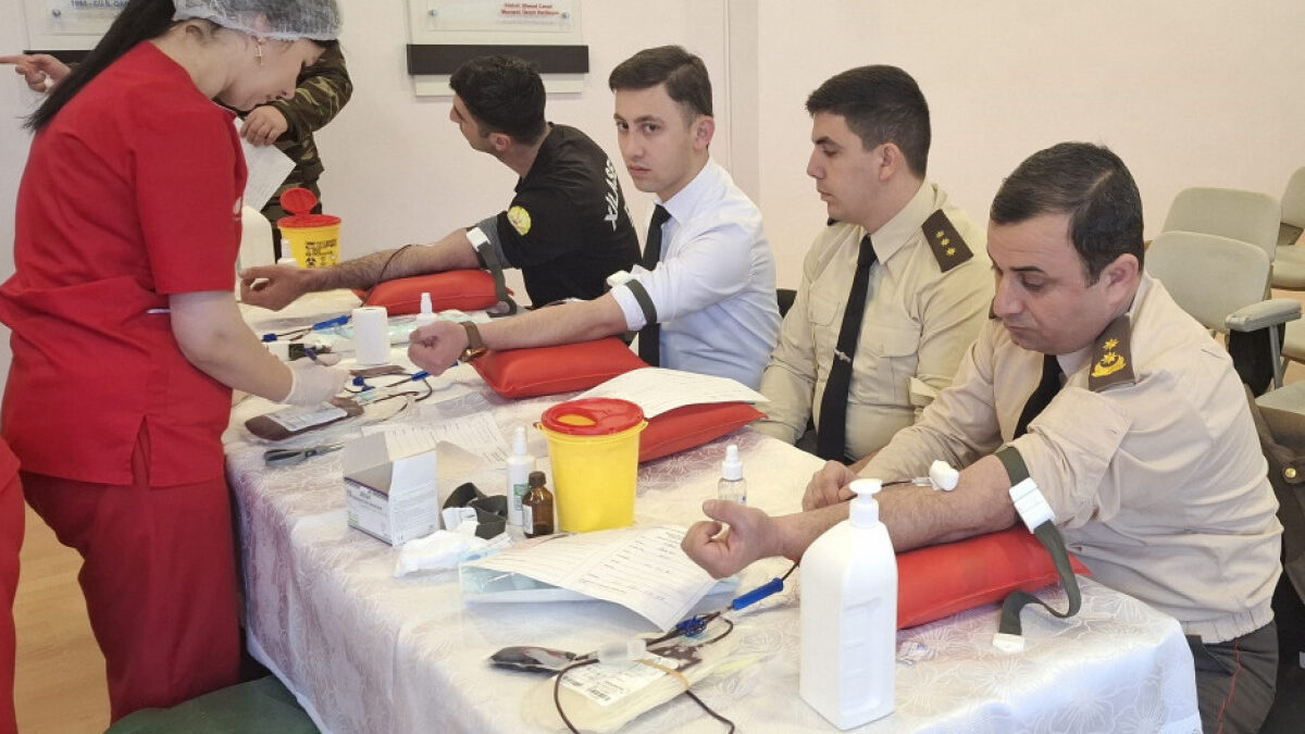 В МЧС прошла акция по сдаче крови – ВИДЕО