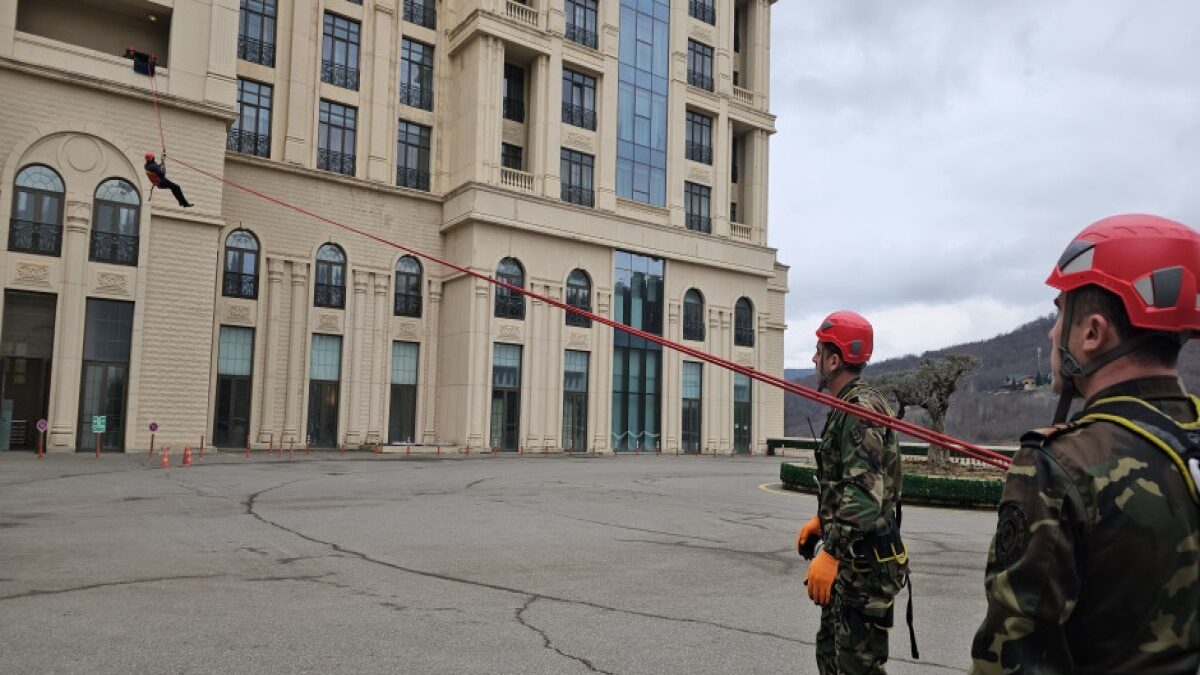 МЧС провело учения в отеле «Quba Palace» – ВИДЕО – ФОТО