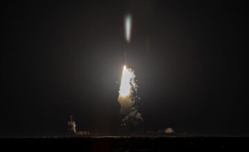 Китай успешно вернул первую ступень лунной ракеты