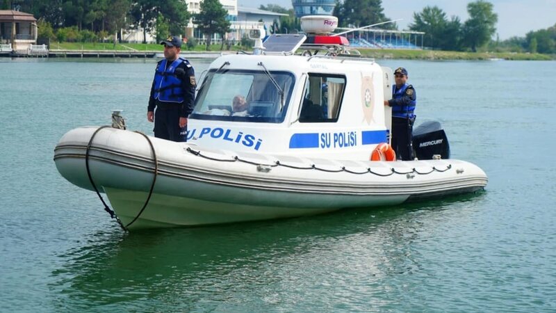 В Хазаре задержан браконьер, ловивший редкие виды рыб