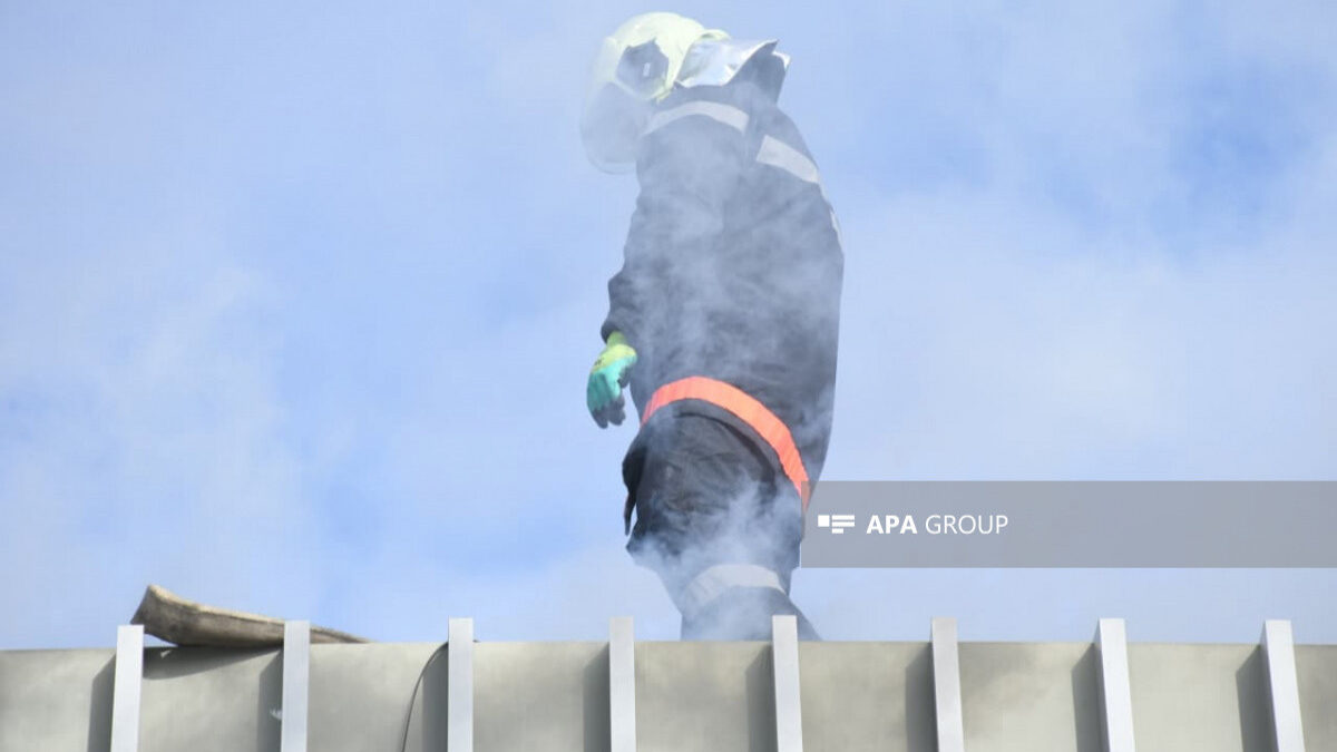 В Имишли произошел пожар, есть пострадавший