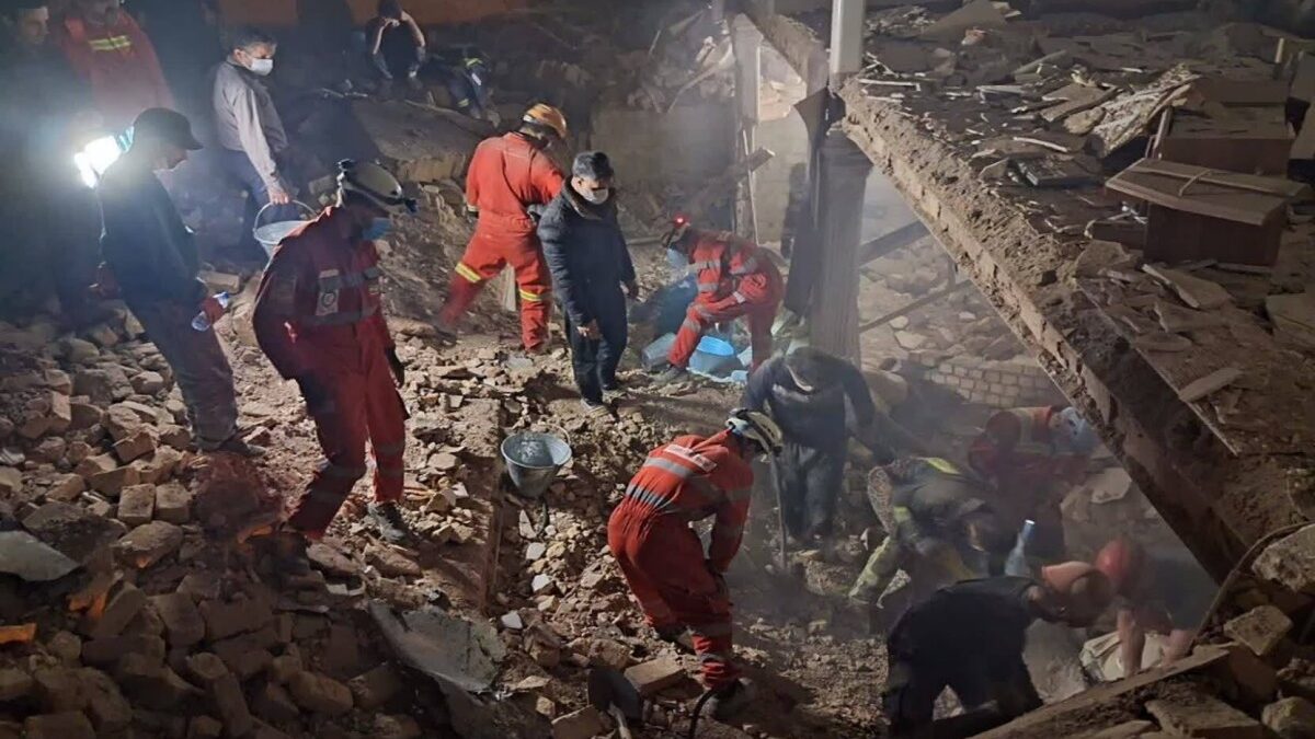 В Иране произошел взрыв в жилом доме, есть погибшие и раненые