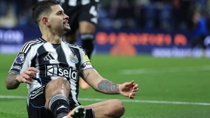 Звездный футболист «Ньюкасла» пропустит игры с «Карабахом»