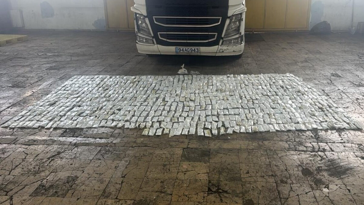 В прошлом месяце на границе было обнаружено контрабанды на 6,5 миллиона манатов