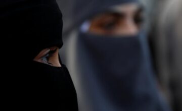 İspaniya Konqresi burka qadağasını rədd etdi