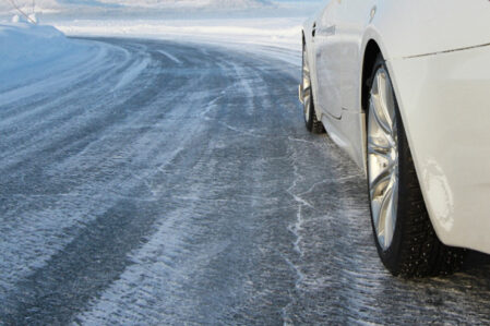 Водителям сделано предупреждение в связи с нестабильными погодными условиями
