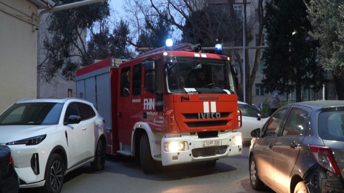 МЧС провело очередные учения по условному пожару в Баку – ВИДЕО