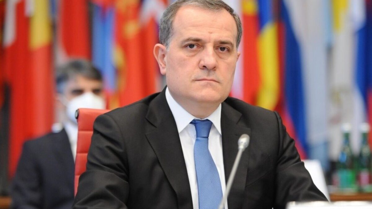 Джейхун Байрамов отправился с рабочим визитом в Турцию