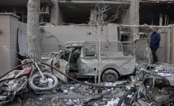 Жилой район Шираза подвергся бомбардировке, есть раненые