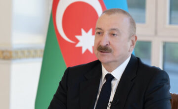 Ильхам Алиев поздравил аятоллу Хаменеи