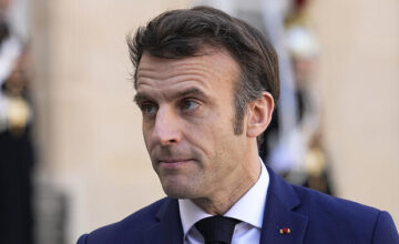 Франция отправит два военных корабля в Красное море