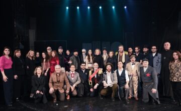 Лейла Алиева приняла участие в показе спектакля «Нефтяной бум улыбается всем»