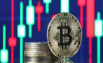 Цена биткойна снизилась