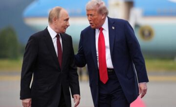 Кремль: Трамп не просил Путина о прекращении огня на Украине