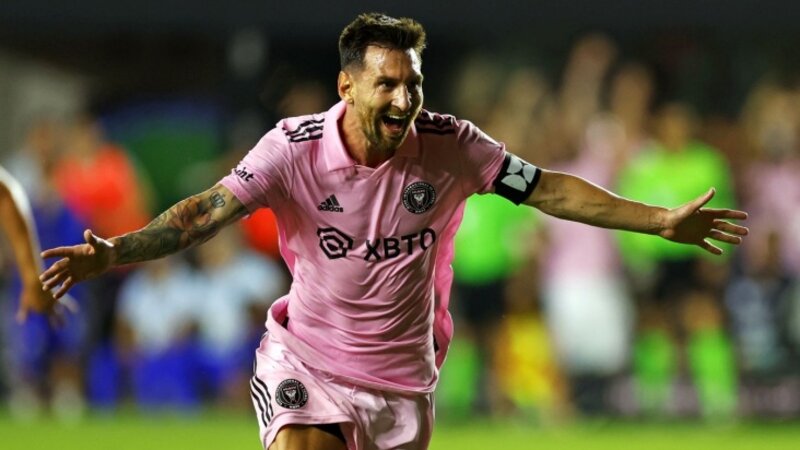 Месси догнал Пеле по голам со штрафных ударов – ВИДЕО