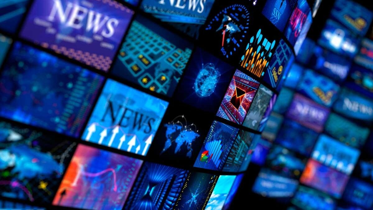 В Азербайджане работают 22 представителя СМИ из 10 стран