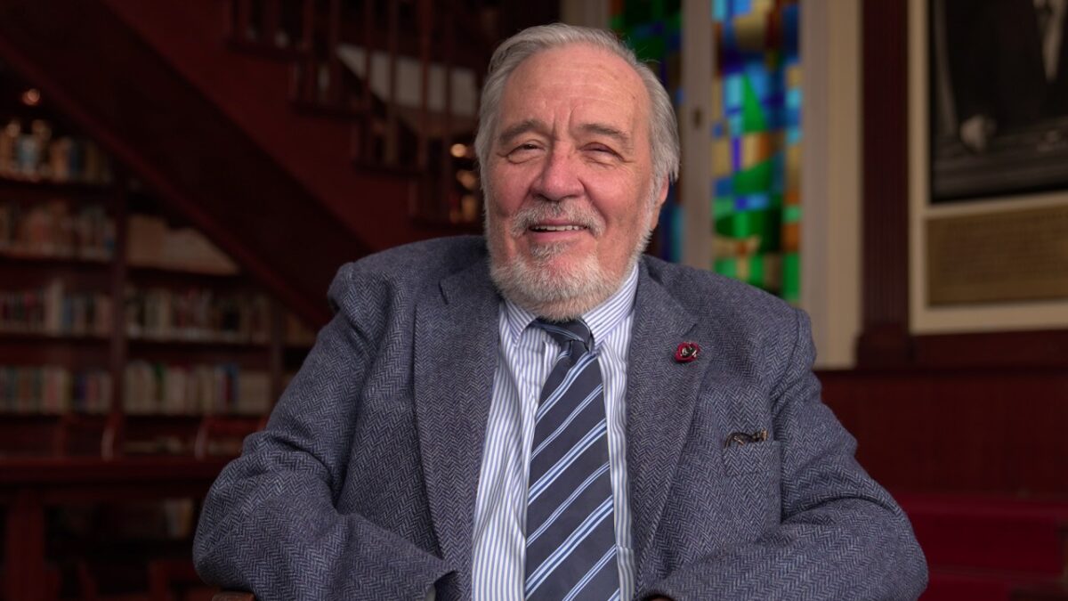 Ильбер Ортайлы скончался