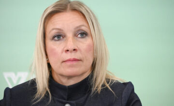 Захарова оценила заявление Трампа о неизбежной отставке Макрона