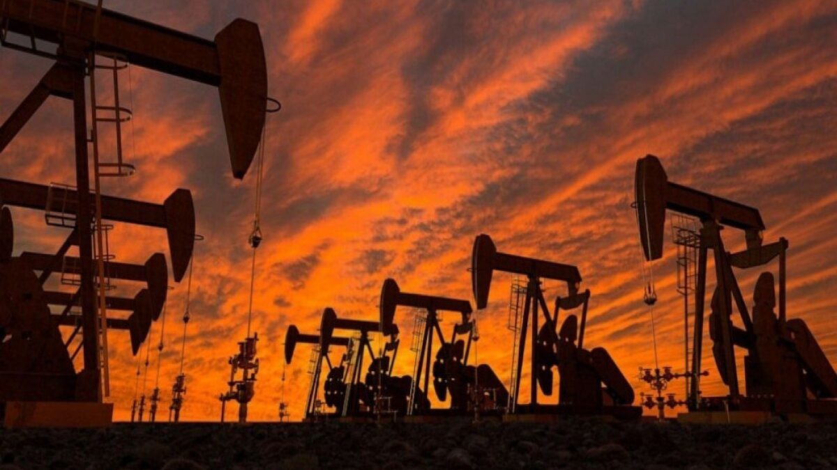 Цена на нефть марки Brent превысила 105 долларов