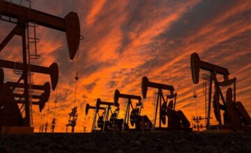 Цена на нефть марки Brent превысила 105 долларов