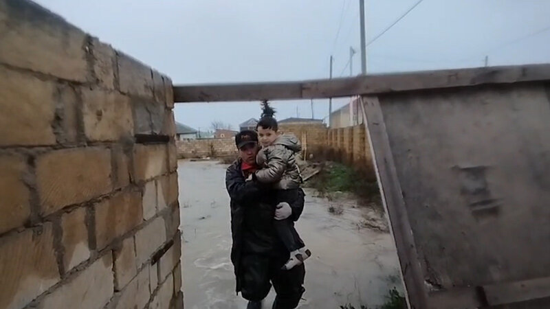 Спасатели МЧС в работе – ВИДЕО